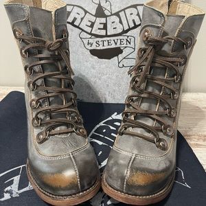 DO NOT BUY**Freebird, Borow, Ice Multi, size 9